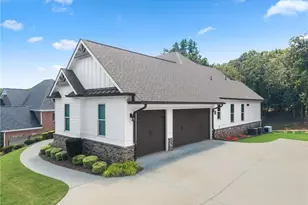 4466 Park Royal Dr, Flowery Branch, GA 30542 - Photo 2