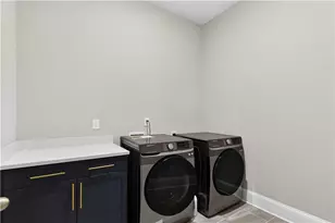 2183 Calverton Ln SW, Atlanta, GA 30331 - Photo 24