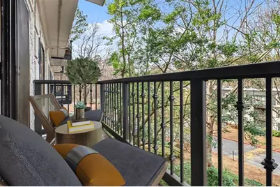 1202 Pine Heights, Atlanta, GA 30324 - Photo 6