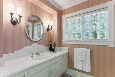 6655 Sweetwater Point, Flowery Branch, GA 30542 - Photo 32