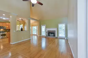 3243 Summer Stream Ln, Kennesaw, GA 30152 - Photo 4