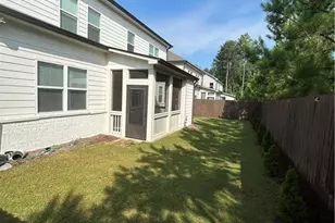 1533 Dover Creek Ln, Lawrenceville, GA 30045 - Photo 4