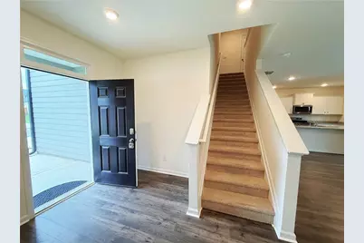 174 Woodbrook Trl, Newnan, GA 30265 - Photo 4