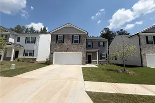 174 Woodbrook Trl, Newnan, GA 30265 - Photo 2