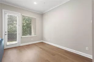 300 Walker Ave, Roswell, GA 30076 - Photo 16