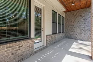 300 Walker Ave, Roswell, GA 30076 - Photo 22