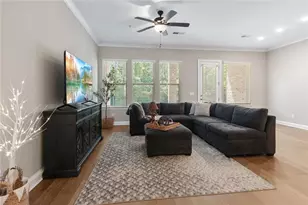 300 Walker Ave, Roswell, GA 30076 - Photo 4