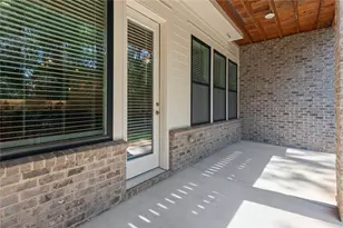 300 Walker Ave, Roswell, GA 30076 - Photo 22