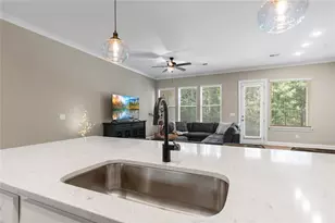 300 Walker Ave, Roswell, GA 30076 - Photo 14