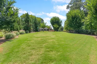 300 Walker Avenue, Roswell, GA 30076 - Photo 52