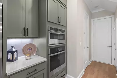 300 Walker Avenue, Roswell, GA 30076 - Photo 18