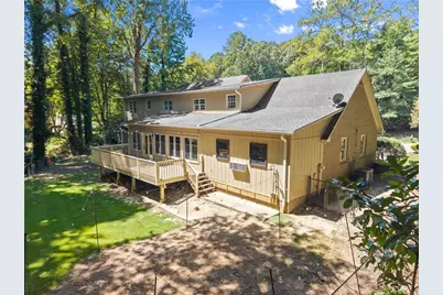 1479 Burns Drive NE, Gainesville, GA 30501 - Photo 2