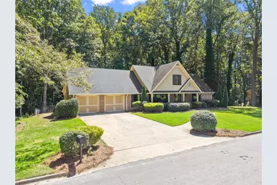 1479 Burns Drive NE, Gainesville, GA 30501 - Photo 6