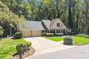 1479 Burns Dr NE, Gainesville, GA 30501 - Photo 6