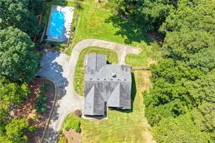2011 Luke Edwards Rd, Dacula, GA 30019 - Photo 4