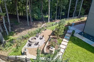9240 Holly Wood Dr, Gainesville, GA 30506 - Photo 78