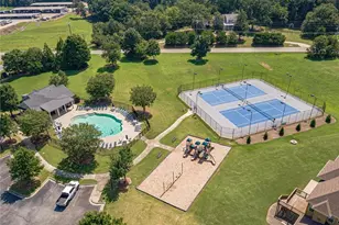 9240 Holly Wood Dr, Gainesville, GA 30506 - Photo 86