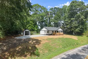2443 Old Cornelia Hwy, Gainesville, GA 30507 - Photo 8