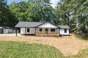 2443 Old Cornelia Hwy, Gainesville, GA 30507 - Photo 4