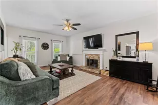 514 Rising Dr, Woodstock, GA 30189 - Photo 6