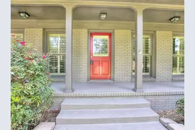5575 Lake Forrest Drive, Atlanta, GA 30342 - Photo 2