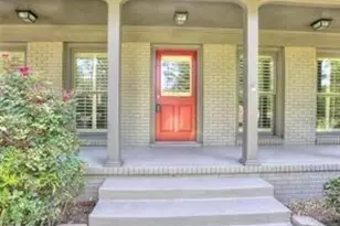 5575 Lake Forrest Dr, Atlanta, GA 30342 - Photo 2