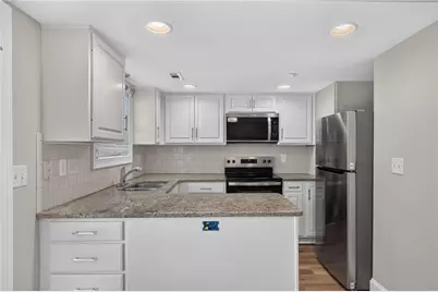 1 Villa Court SE, Smyrna, GA 30080 - Photo 12