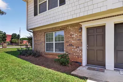 1 Villa Court SE, Smyrna, GA 30080 - Photo 4