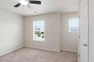 906 Donington Circle, Lawrenceville, GA 30045 - Photo 18