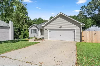 104 Legend Creek Drive, Canton, GA 30114 - Photo 2