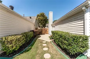 1318 Yorkshire Ln, Woodstock, GA 30188 - Photo 38