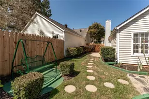 1318 Yorkshire Ln, Woodstock, GA 30188 - Photo 32