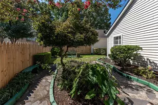 1318 Yorkshire Ln, Woodstock, GA 30188 - Photo 36