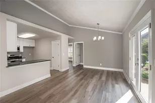 1318 Yorkshire Ln, Woodstock, GA 30188 - Photo 12
