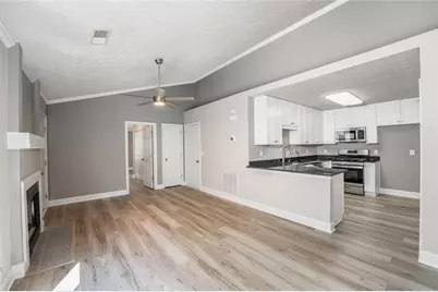 1318 Yorkshire Lane, Woodstock, GA 30188 - Photo 10
