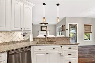 4255 Fairfax Dr, Cumming, GA 30028 - Photo 16