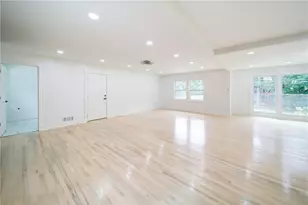 4307 Cedar Wood Dr SW, Lilburn, GA 30047 - Photo 18