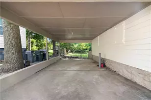 138 W Dixie Ave SE, Marietta, GA 30008 - Photo 20