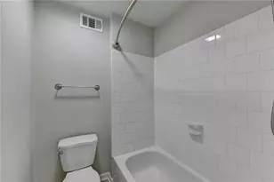702 Brighton Point, Sandy Springs, GA 30328 - Photo 32