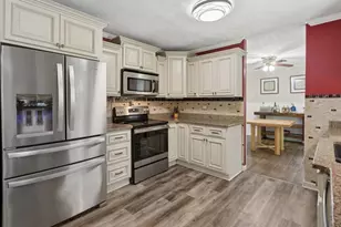 212 Simpson Dr NE, Kennesaw, GA 30144 - Photo 4