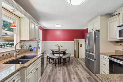 212 Simpson Drive NE, Kennesaw, GA 30144 - Photo 10