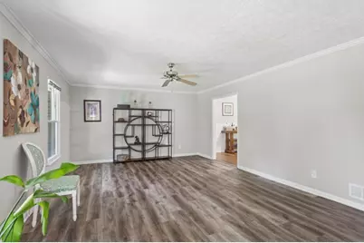 212 Simpson Drive NE, Kennesaw, GA 30144 - Photo 8