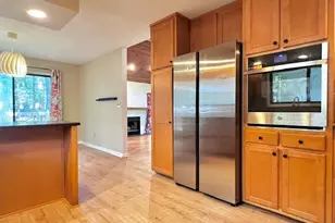 5175 Sunburst Dr, Peachtree Corners, GA 30092 - Photo 6