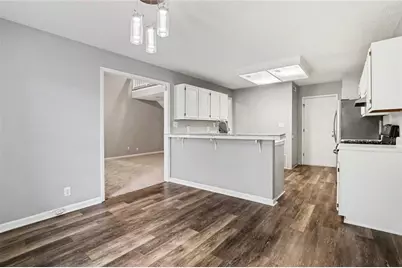 384 Lakeridge Court, Riverdale, GA 30274 - Photo 6