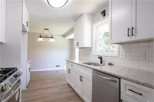 4033 Maxanne Dr NW, Kennesaw, GA 30144 - Photo 12