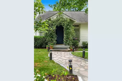 255 Springdale Drive NE, Atlanta, GA 30305 - Photo 2