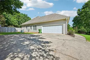 7590 Golden Sands Dr, Cumming, GA 30041 - Photo 6