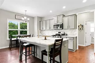 232 S Village Square, Canton, GA 30115 - Photo 2