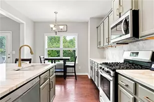 232 S Village Square, Canton, GA 30115 - Photo 30