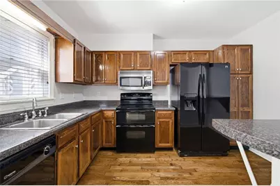 7500 Roswell Road #6, Sandy Springs, GA 30350 - Photo 10